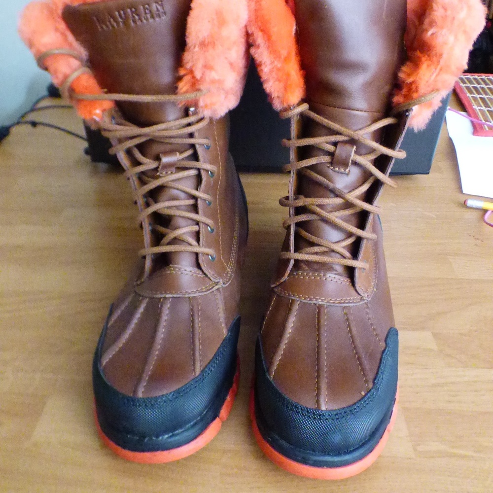 Women's Ralph Lauren Boots size 6B